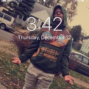 Meet your Posher, Ramone